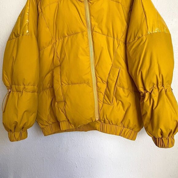 Cabi Puff Piece Style 4228 Acid Yellow Puffer Jacket Women’s XS Asymmetrical - Picture 4 of 16